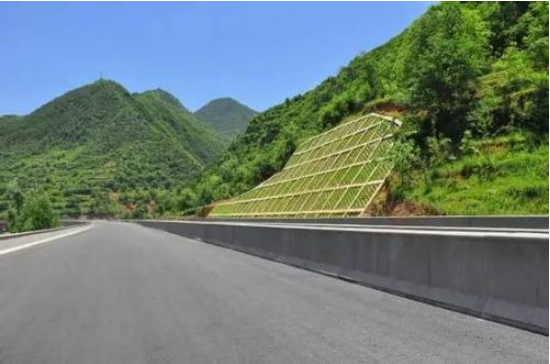 北斗GNSS定位技术在路面压实工程的应用