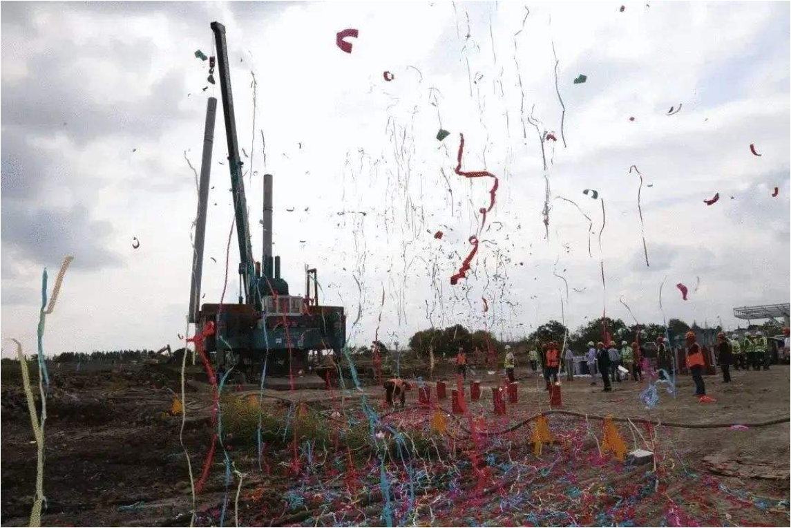 北斗助力中国高铁建设-效率提升20倍